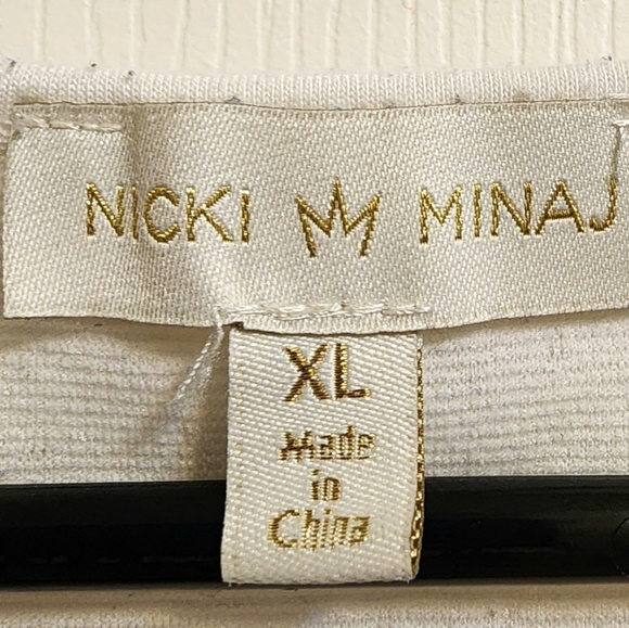 EUC Nicki Minaj Collection White Peplum Top - Picture 2 of 3